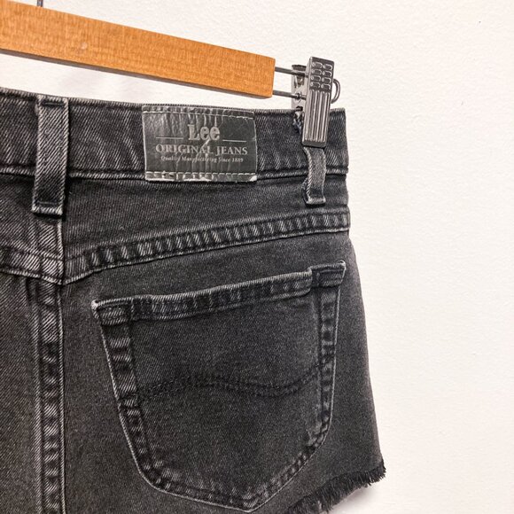 Vintage Lee Distressed Black Jean Shorts - Picture 12 of 16